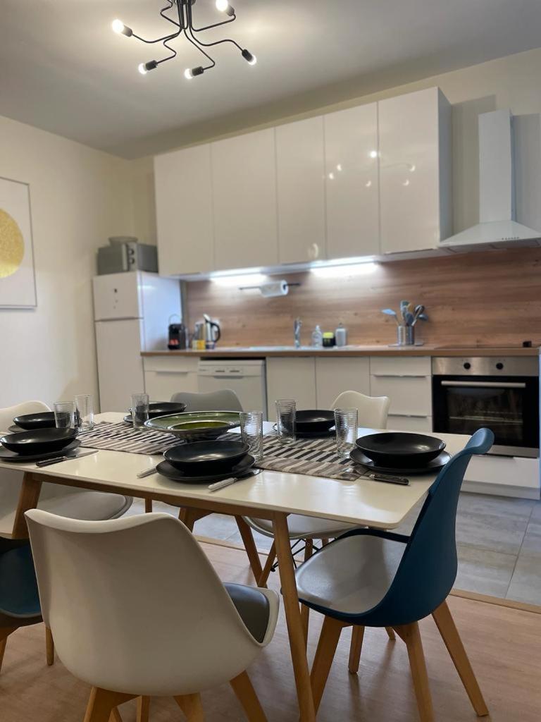 Historic Hyper-center Apartment *